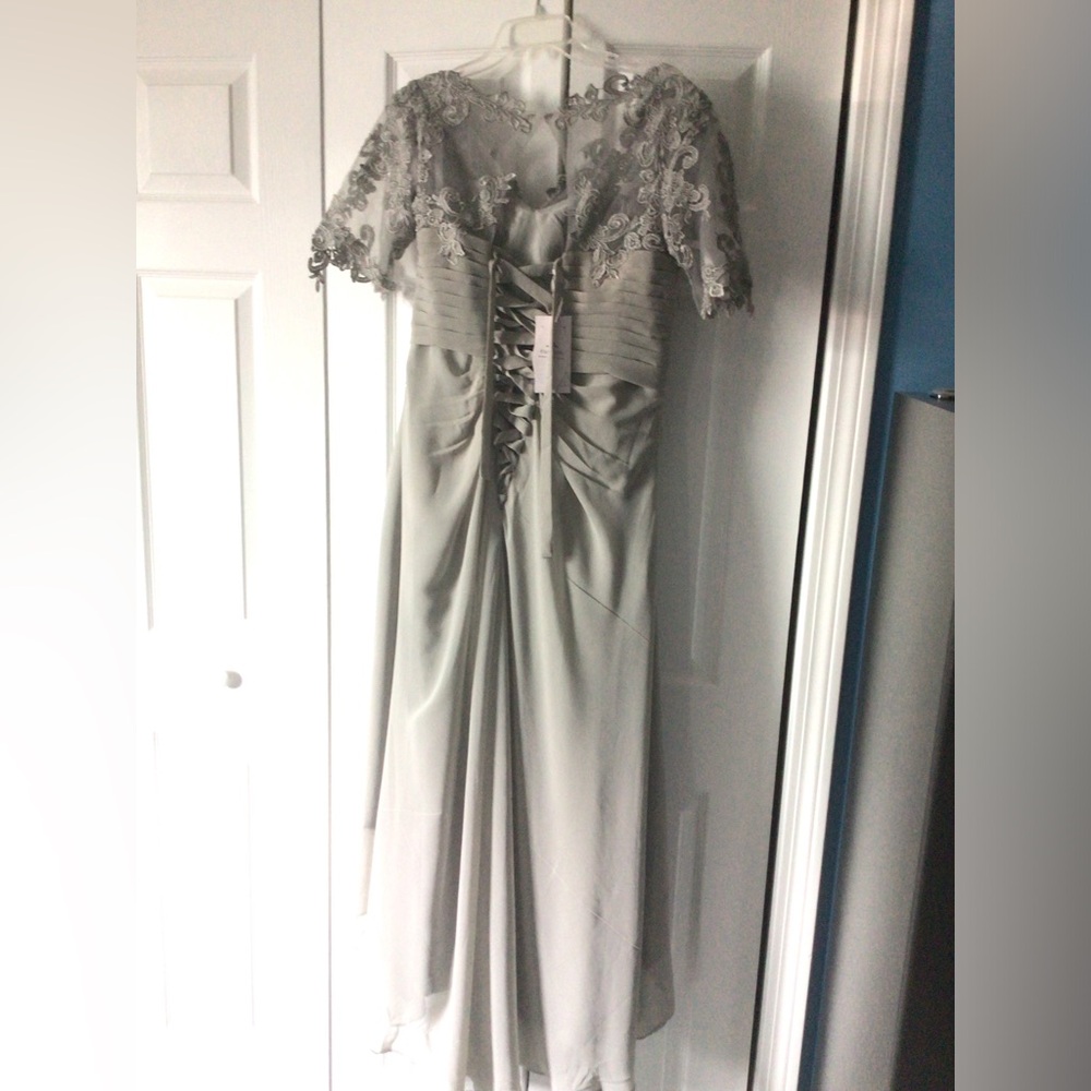 Formal Gown - Picture 7 of 8